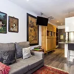 1 Bedroom Apartment Carrer Del Poeta Cabanyes
