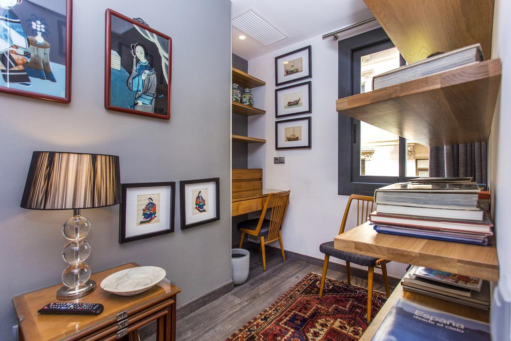 Apartment 1 Bedroom Carrer Del Poeta Cabanyes Barcelona