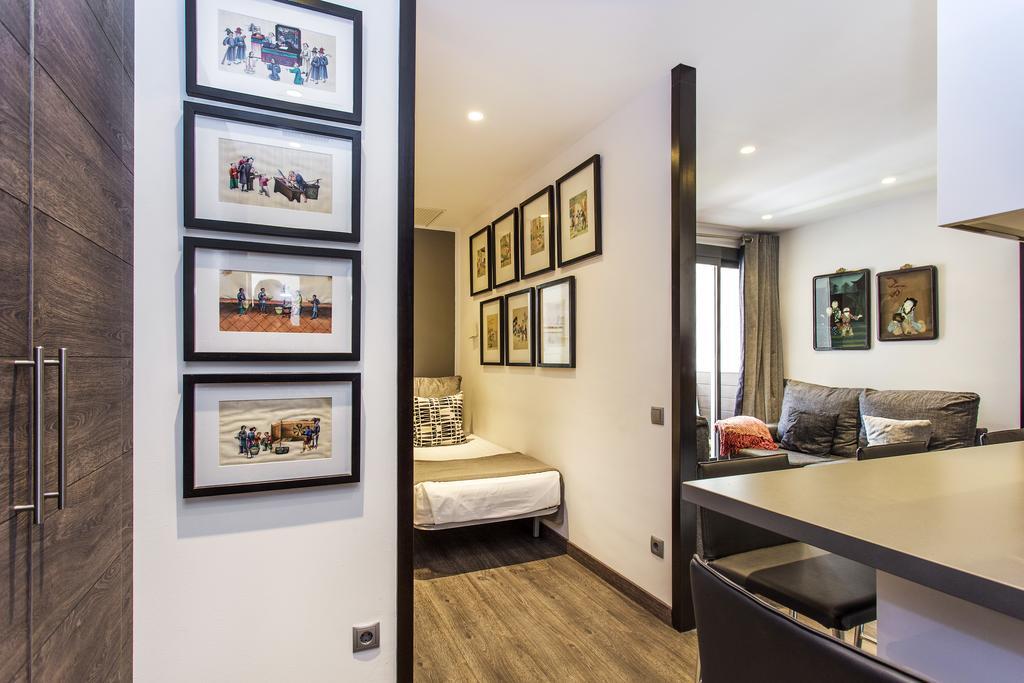 1 Bedroom Carrer Del Poeta Cabanyes * Barcelona