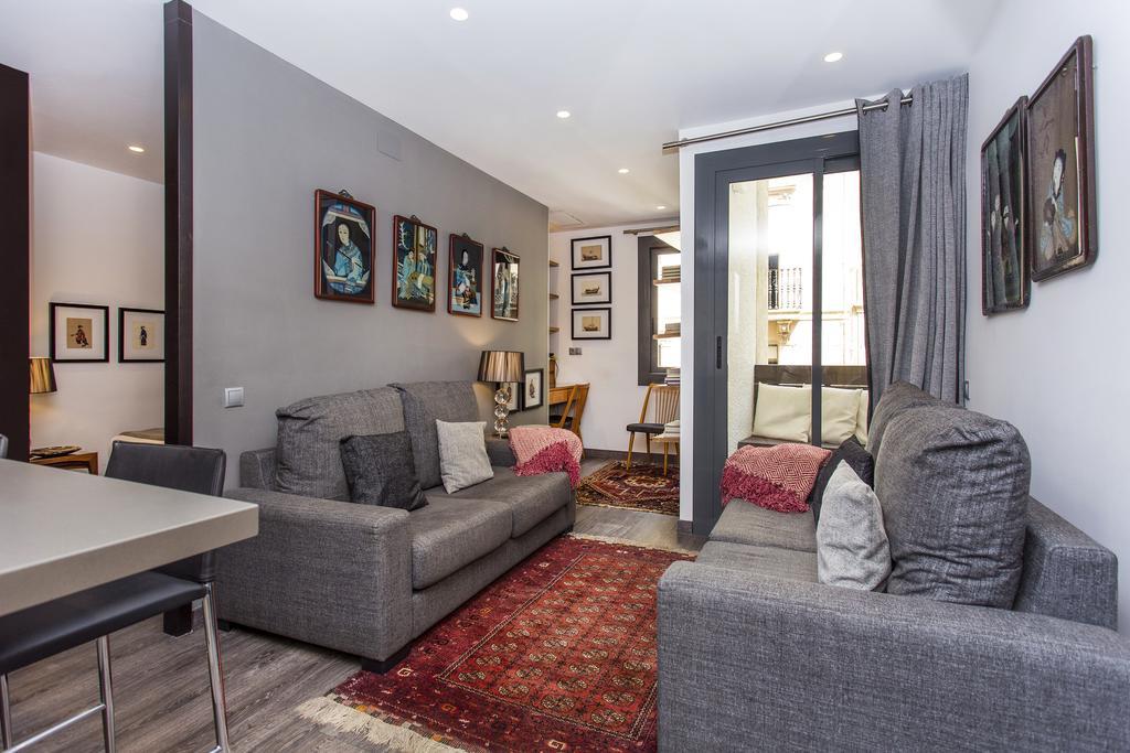 Apartment 1 Bedroom Carrer Del Poeta Cabanyes Barcelona